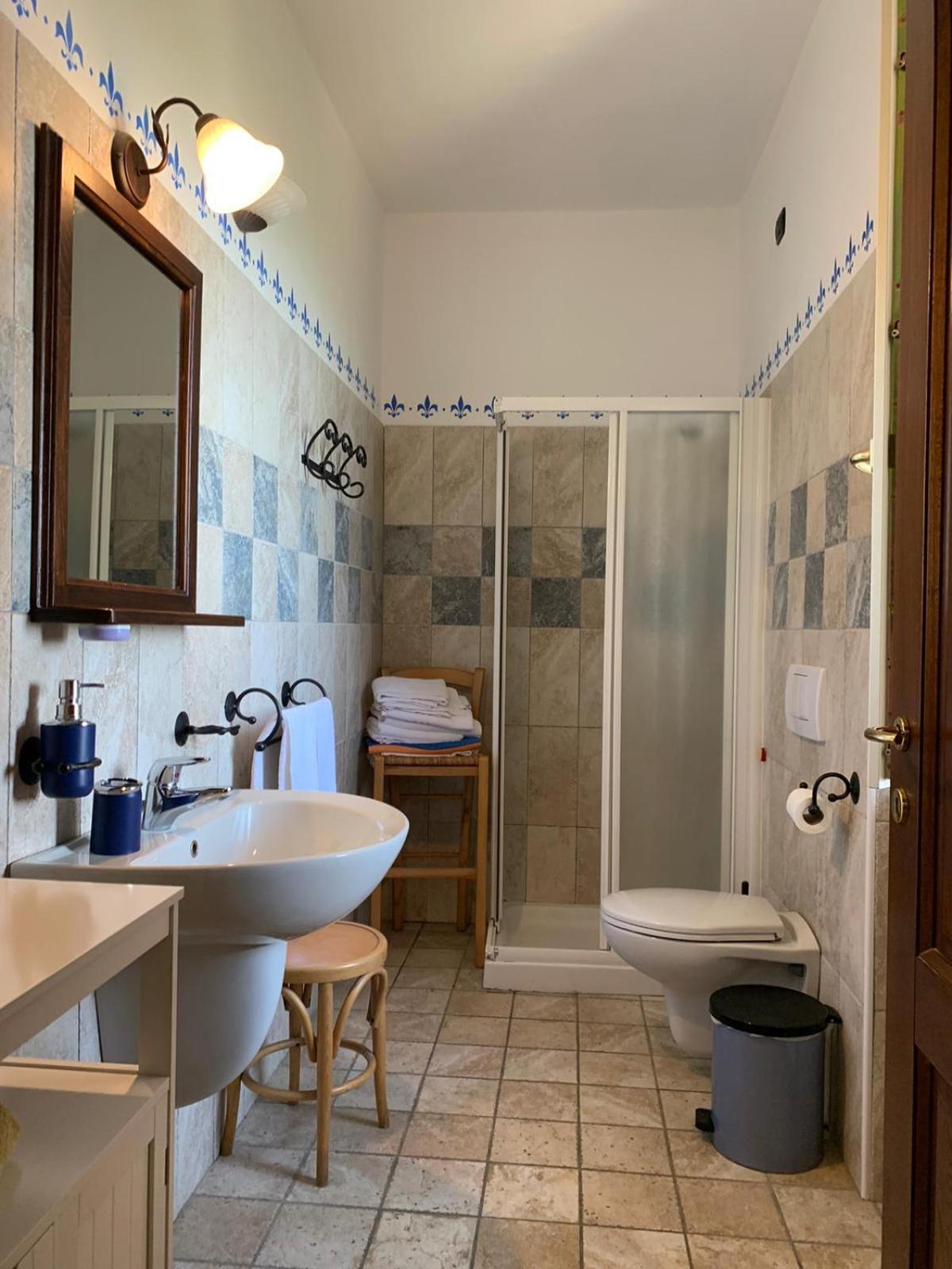 Agriturismo Cascina Anri Mango Bagian luar foto